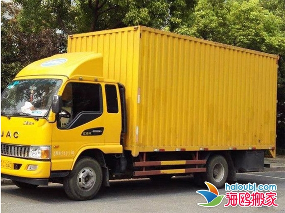 昆明西山區(qū)搬家小貨車合適還是選擇面包車搬家？